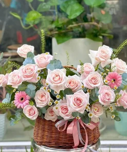 Giỏ Hoa Màu Hồng – Ngọt Ngào - SSGHKT1