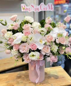 Lẵng hoa hồng mix lan trắng mừng sinh nhật mẹ cao cấp - SSGHSN18