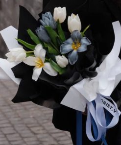 Bó Tulip Xanh Than mix Trắng - SSBH851